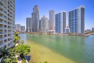 612 - 888 Brickell Key Dr, Condo with 2 bedrooms, 2 bathrooms and null parking in Miami FL | Image 3