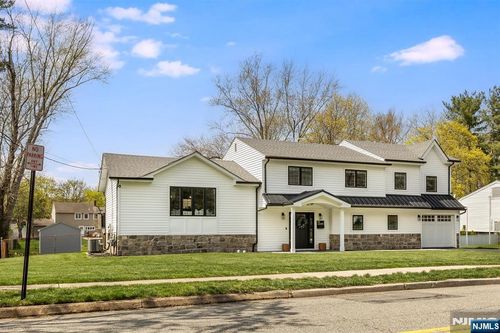 59 Laauwe Ave, Wayne, NJ, 07470-2909 | Card Image