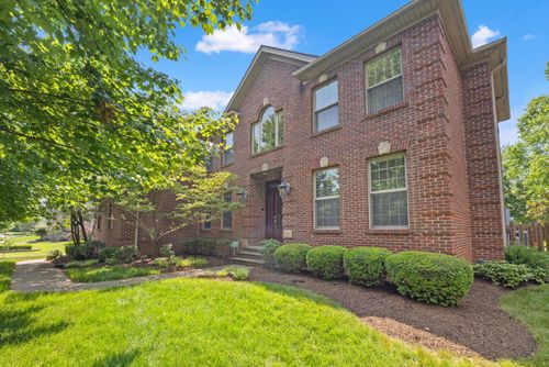 2257 Chamblee Ln, Lexington, KY, 40513-1739 | Card Image