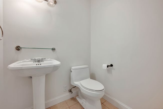 4 - 4 Avery Rd, Condo with 3 bedrooms, 3 bathrooms and null parking in Bloomfield CT | Image 20