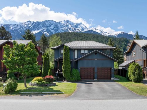 1482 Balsam St, Pemberton, BC, V0N2L0 | Card Image