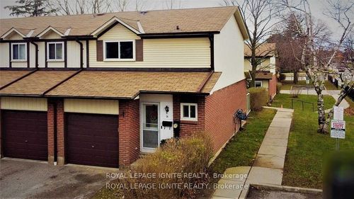 17-31 Parker Cres, Ajax, ON, L1S3R4 | Card Image