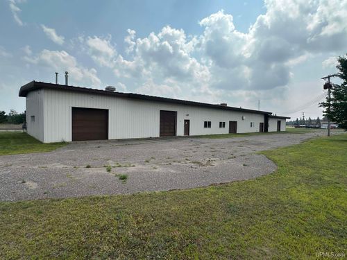 306 Avenue A Avenue, Gwinn, MI, 49841 | Card Image