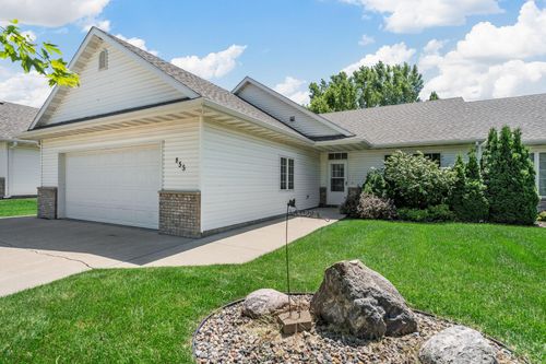 855 22nd St Se, Owatonna, MN, 55060-4524 | Card Image