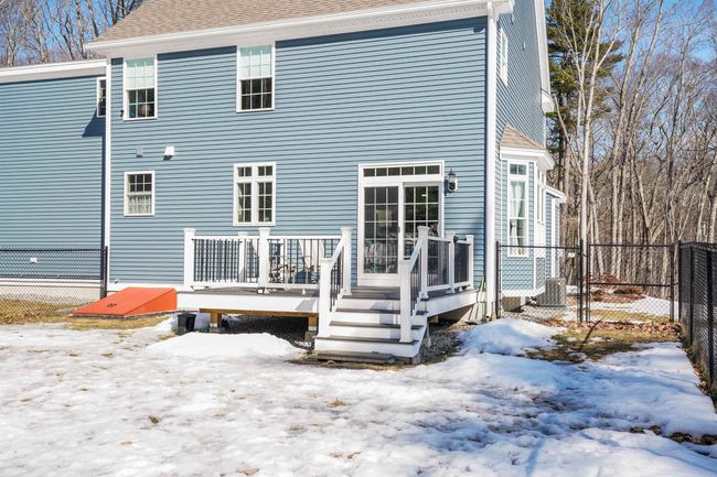 8 Green Rd, House other with 3 bedrooms, 3 bathrooms and null parking in Raymond NH | Image 35