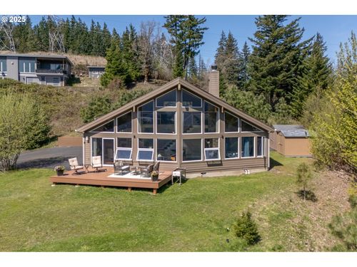 32 Frances Ln, Carson, WA, 98610-3295 | Card Image