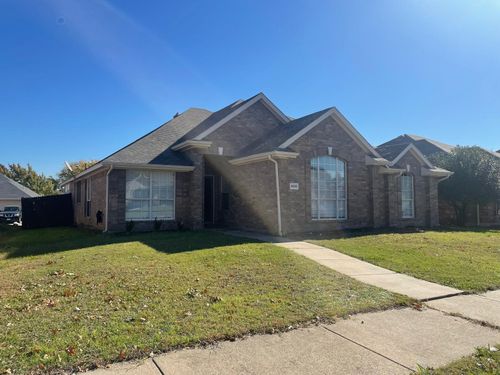 4820 Thames Dr, Grand Prairie, TX, 75052-8398 | Card Image