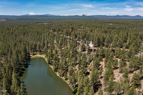 434-18575 Sw Century Dr, Bend, OR, 97702-1950 | Card Image