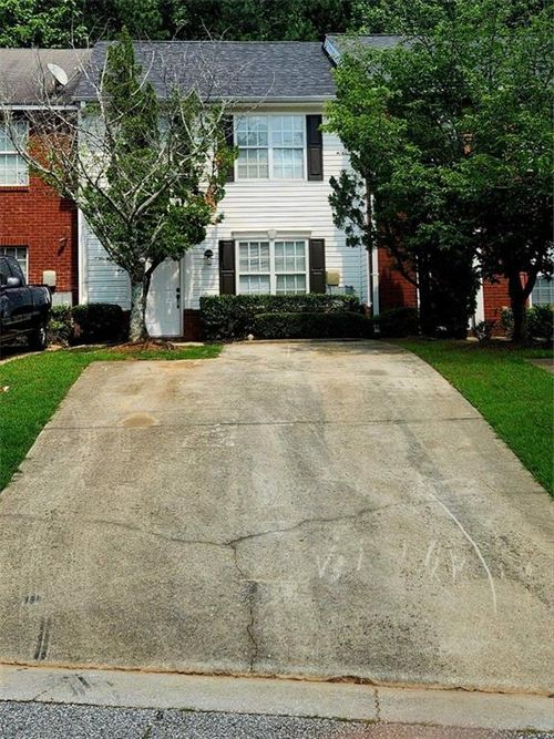 2316 Strathmoor Manor Dr, Lithonia, GA, 30058-2615 | Card Image