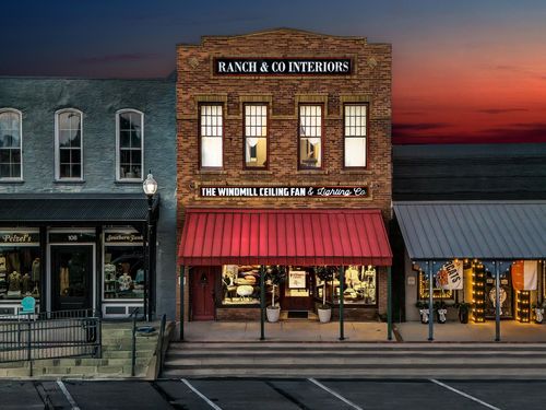 106 W Main St, Pilot Point, TX, 76258-4158 | Card Image