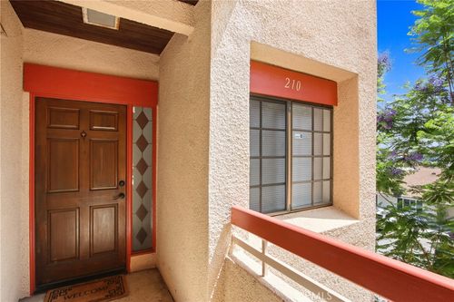 apt-210-941 W Carson St, Torrance, CA, 90502-2039 | Card Image
