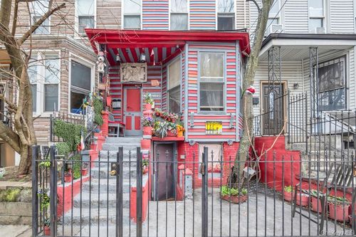3113 12th Street, New York, NY, 11106 | Card Image