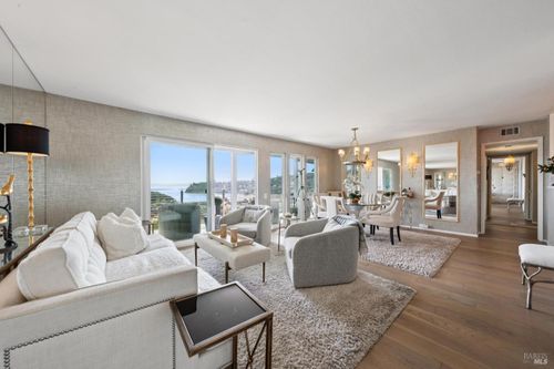 25-45 Harbor Oak Dr, Tiburon, CA, 94920-1876 | Card Image