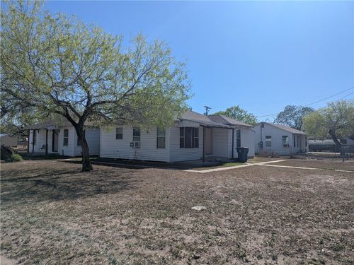 319 S Nueces St, Mathis, TX, 78368-2638 | Card Image