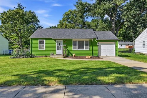 7728 Newton St, Overland Park, KS, 66204-2842 | Card Image