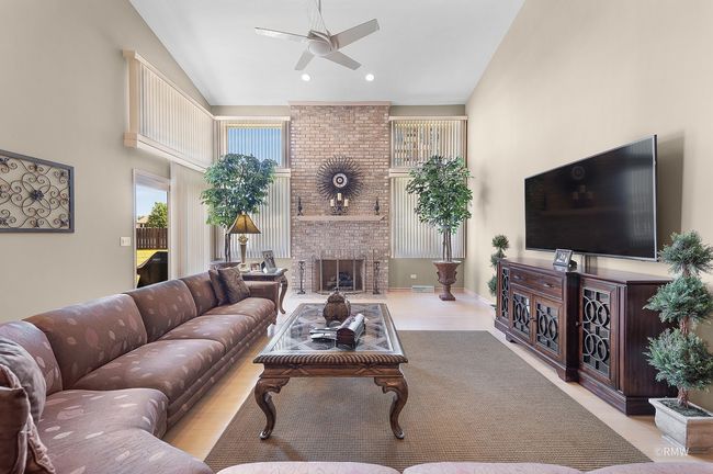 347 Saint Andrews Dr, Townhouse with 3 bedrooms, 4 bathrooms and 7 parking in Wood Dale IL | Image 17