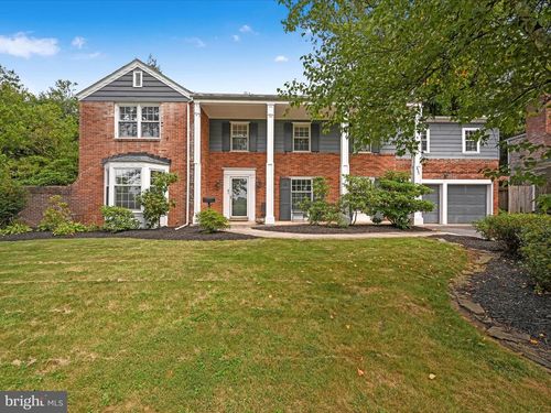 433 Country Club Rd, CAMP HILL, PA, 17011-2113 | Card Image