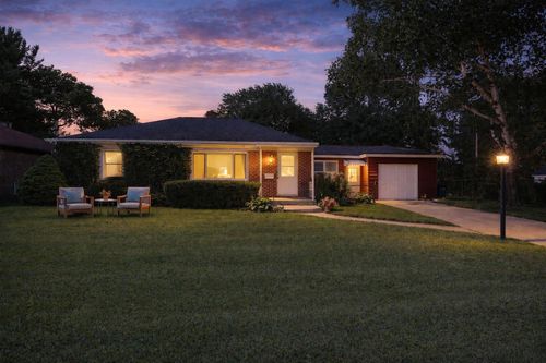 2618 James Blvd, RACINE, WI, 53403-3246 | Card Image