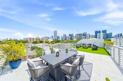 308-545 Sw 11th St, Miami, FL, 33129-1064 | Card Image