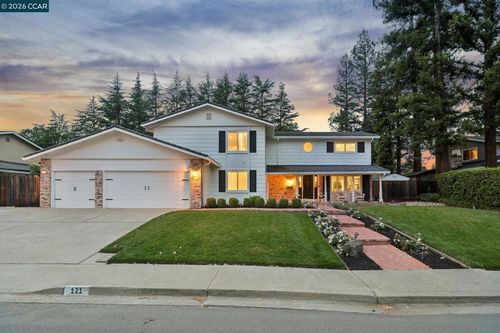 121 Castleford Cir, Danville, CA, 94526-3602 | Card Image