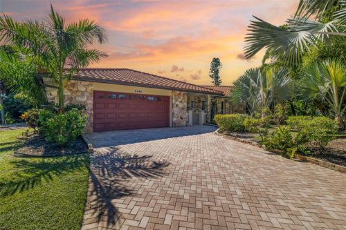 5456 Azure Way, SARASOTA, FL, 34242-1802 | Card Image