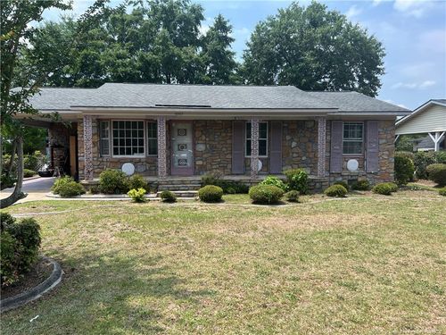1007 Lisa Cir, Spring Lake, NC, 28390-2112 | Card Image