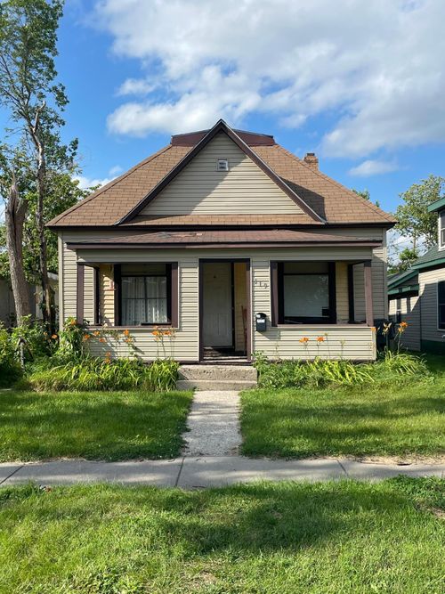 119 12th St Nw, Bemidji, MN, 56601-2819 | Card Image