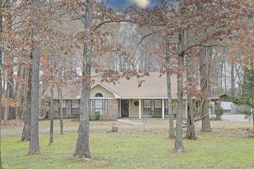 6701 Country Ln, Pine Bluff, AR, 71603-8910 | Card Image