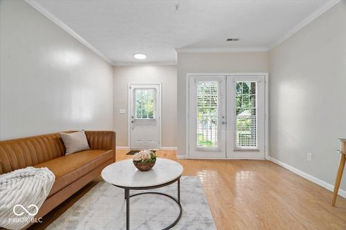 1117 Reserve Way, Indianapolis, IN, 46220-1796 | Card Image