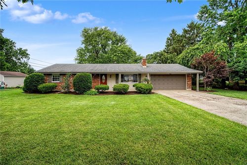 1895 N Longview St, Beavercreek, OH, 45432-2071 | Card Image