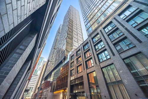 2316-35 Mercer St, Toronto, ON, M5V0V1 | Card Image