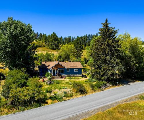 1031 Spring Valley Rd, Troy, ID, 83871-9651 | Card Image