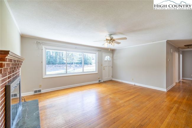 627 Saddle Mountain Church Rd, House other with 3 bedrooms, 1 bathrooms and null parking in Ennice NC | Image 18