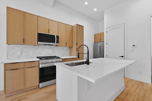 109-2080 Kelly Ave, Dallas, TX, 75215 | Card Image