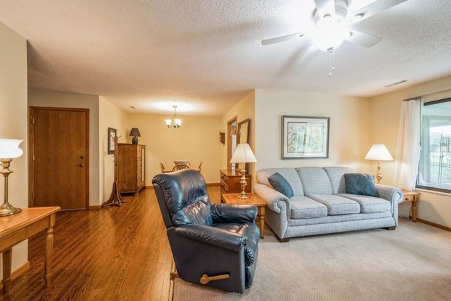Living Room | Image 6