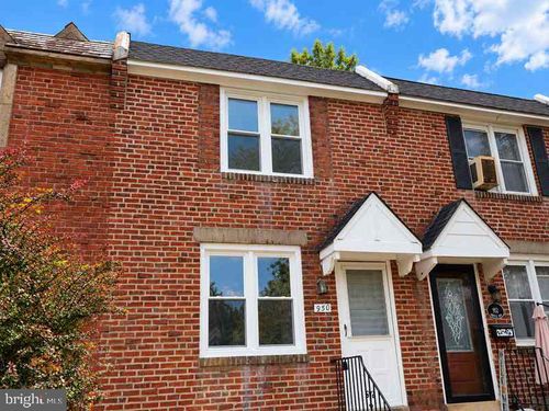 950 Argyle Rd, DREXEL HILL, PA, 19026-1517 | Card Image