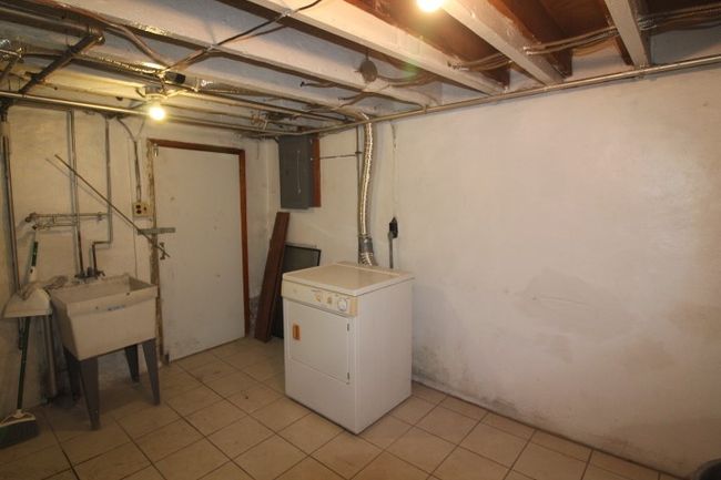 443 Ella St, Townhouse with 2 bedrooms, 2 bathrooms and null parking in Bloomfield PA | Image 13