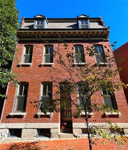 2312 S 10th St, Saint Louis, MO, 63104-4285 | Card Image