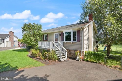 6713 Huntland Dr, BEALETON, VA, 22712-9433 | Card Image