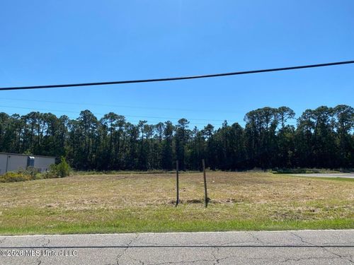 14455 Creosote Rd, Gulfport, MS, 39503-4270 | Card Image