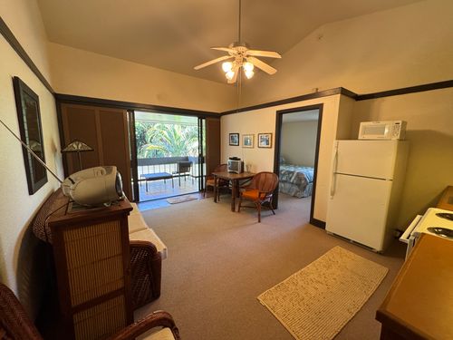 3220-400 Hualani St, HILO, HI, 96720-6417 | Card Image