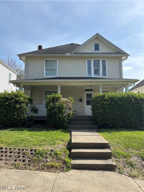 707 Locust Street, Coshocton, OH, 43812 | Card Image