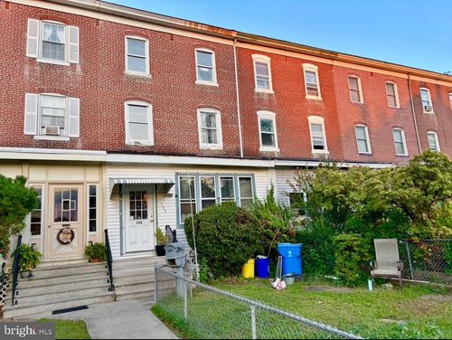 132 4th Ave, ROEBLING, NJ, 08554-1010 | Card Image