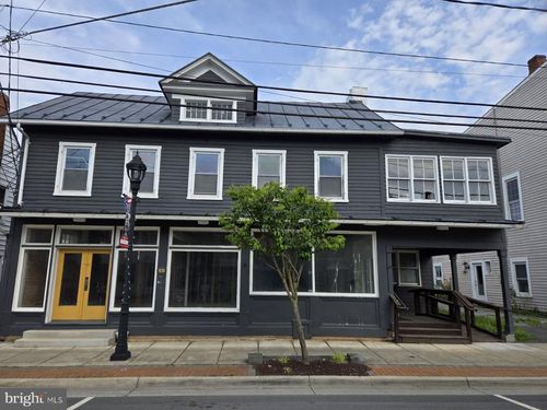 9363 N Congress St, NEW MARKET, VA, 22844-9509 | Card Image