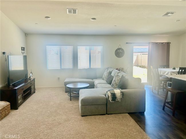 10338 Saddleback Dr, House other with 3 bedrooms, 2 bathrooms and 2 parking in Adelanto CA | Image 13