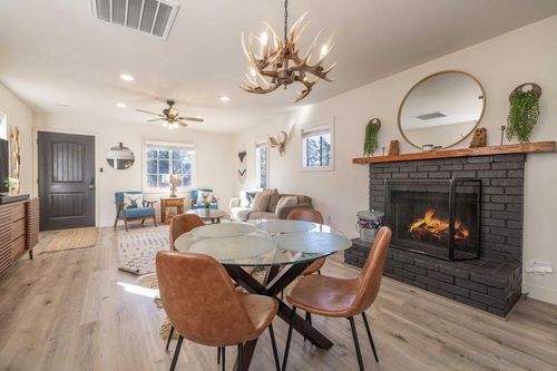 579 Vista Ln, Big Bear Lake, CA, 92315-2499 | Card Image