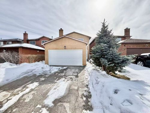 139 Campbell Ave, Thornhill, ON, L4J4Z7 | Card Image