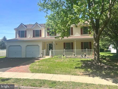 618 Highpointe Cir, Langhorne, PA, 19047-5159 | Card Image