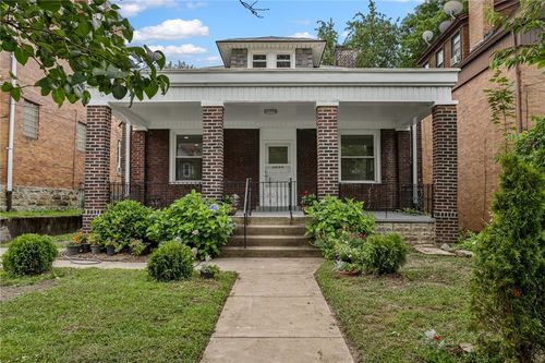 5854 Hobart St, Squirrel Hill, PA, 15217-2110 | Card Image