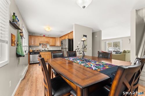 apt-a6-94 Cynthia Lane, Middletown, CT, 06457 | Card Image